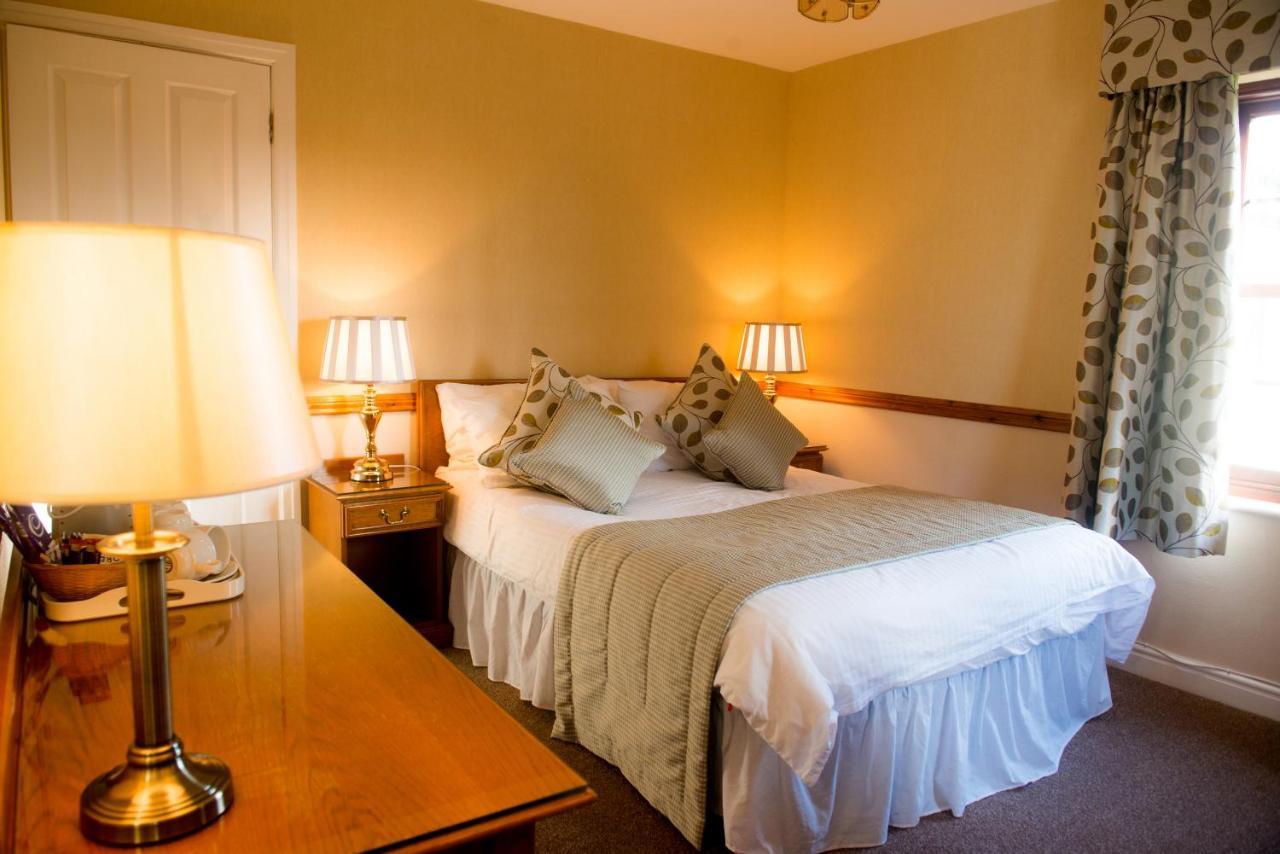 Le Friquet Hotel Castel Esterno foto